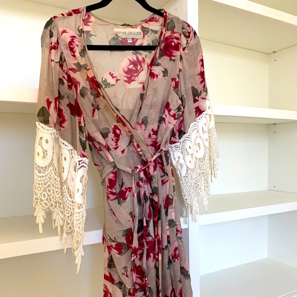 Stone Cold Fox floral robe